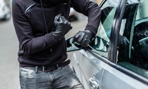 イモビライザー搭載車の盗難および「リレーアタック」による車両盗難